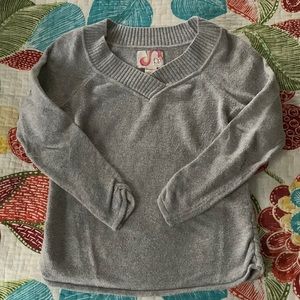 Cozy OP v-neck sweater